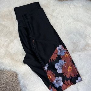 Flower pattern leggings size XS